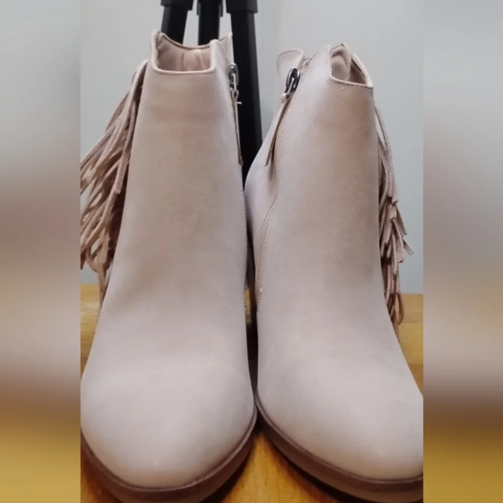MIA Light Pink Ankle Booties - Picture 4 of 14